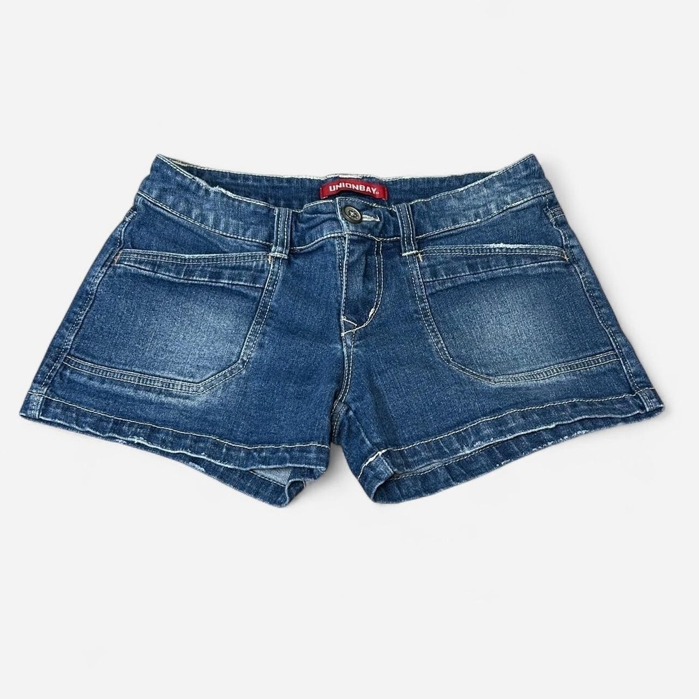 Y2K Union Bay Denim Low Rise Shorts Distressed Fits Womens 30" Summer